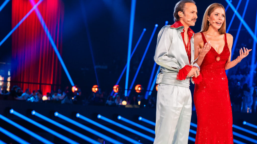 Victoria Swarovski and Michael Ostrowski host the Eurovision Song Contest 2026 in Vienna.